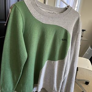 Nike crewneck sweatshirt